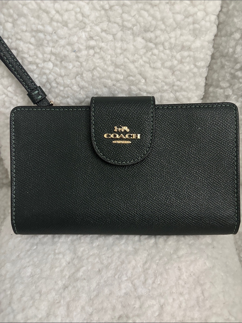 Coach Green Saffiano Leather Wristlet Wallet with Gold Logo - Picture 2 of 8